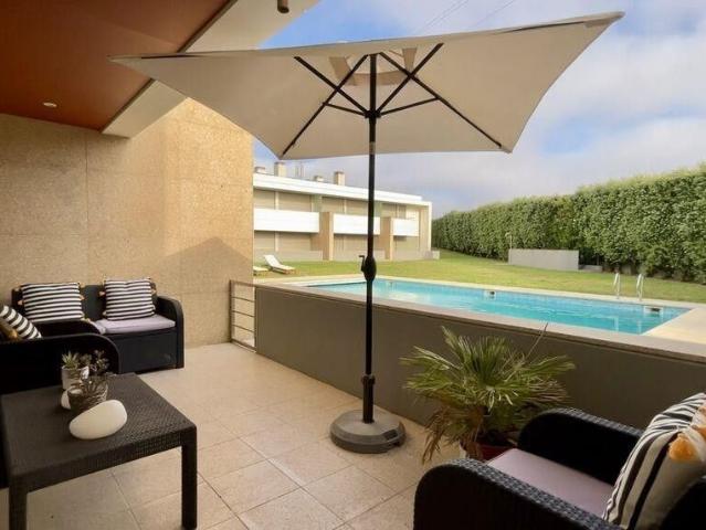 Casa venda em Arcozelo