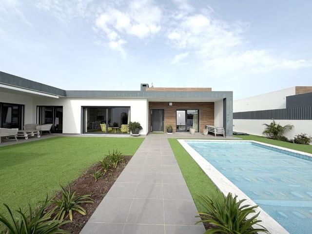 Casa venda em Azeitão (São Lourenço e São Simão), Setúbal