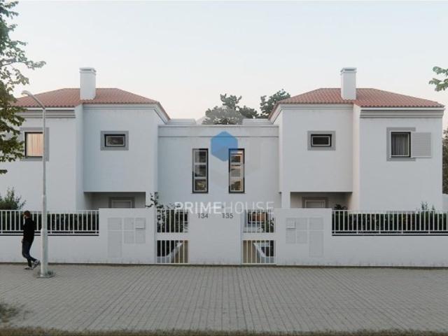Casa venda em Azeitão (São Lourenço e São Simão), Setúbal