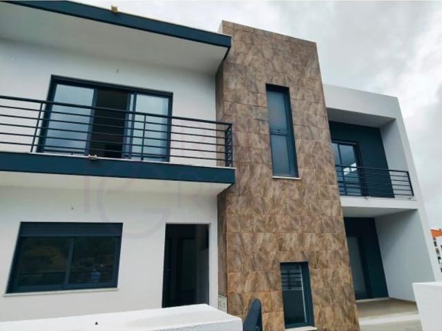 Casa venda em Quinta das Amoreiras, Almada