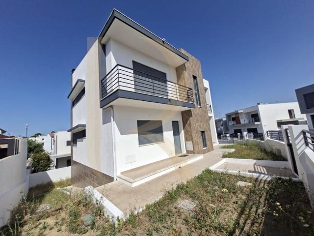 Casa venda em Quinta das Amoreiras, Almada
