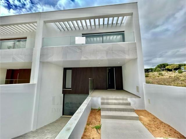Casa venda em Quinta da Amizade, Setúbal
