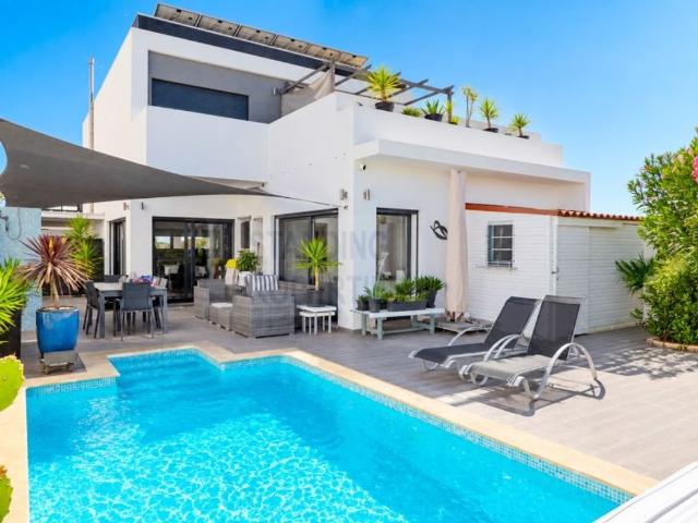 Casa venda em Pechão, Olhão