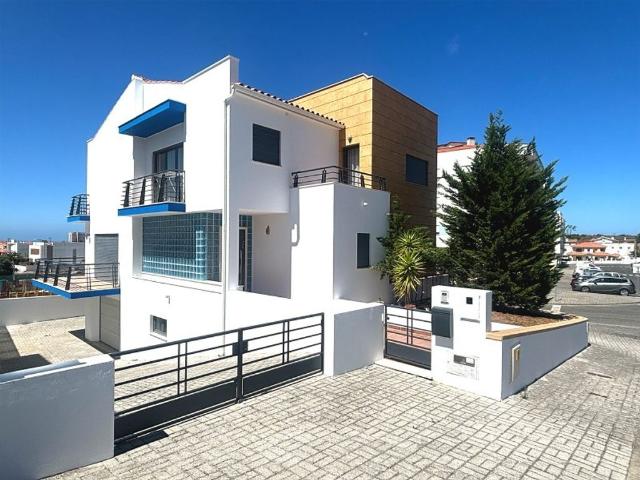 Casa venda em Pederneira, Leiria