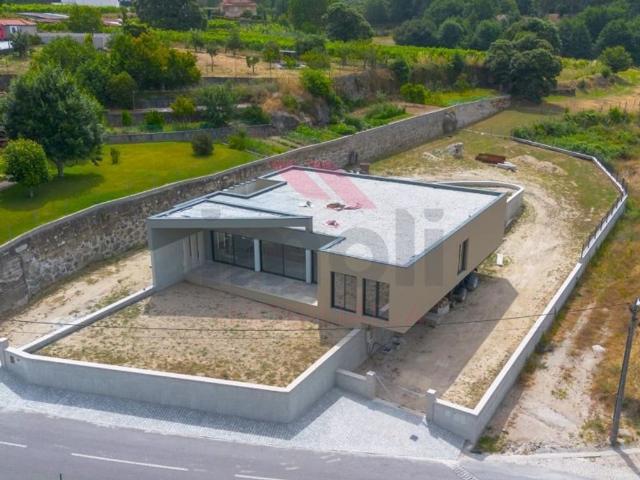 Casa venda em Paçô, Arcos de Valdevez