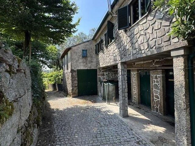 Casa venda em Póvoa De Lanhoso, Braga