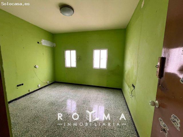 Casa en venta en Arahal, Andalucía