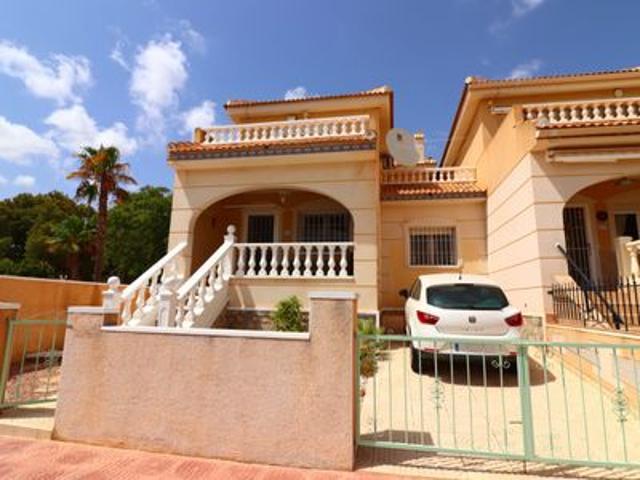 Villa en venta en Benijófar