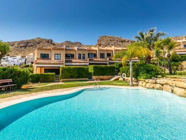 Villa en venta en Finestrat