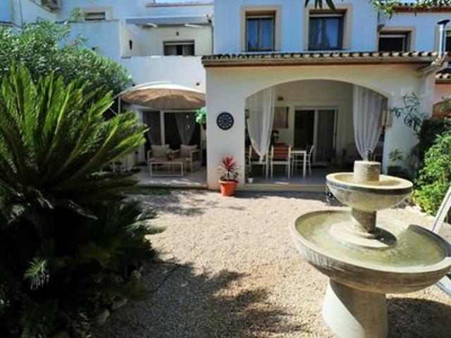 Villa en venta en Pedreguer