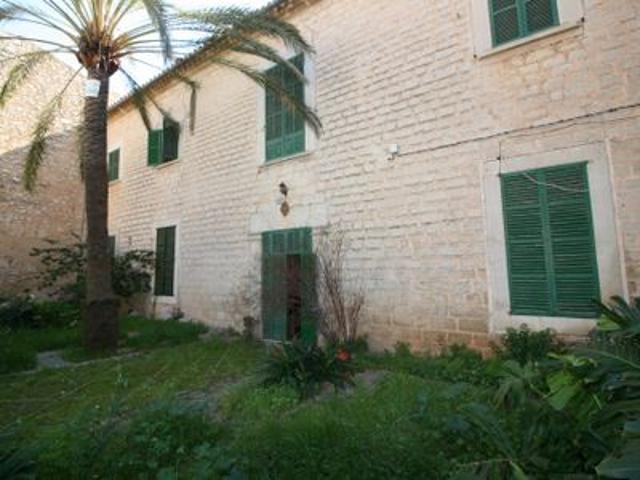 Villa en venta en Binissalem