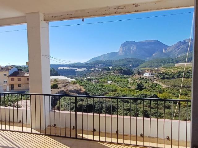 Casa en venta en Callosa D'en Sarrià