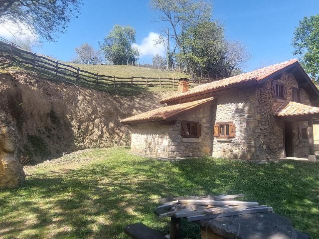 Casa en venta en Piloña, Xudes