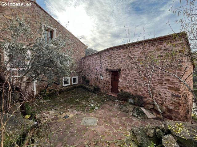 Casa en venta en l'Alt Palància, Valencia