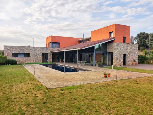 Casa Rural en venta en Cervià De Ter
