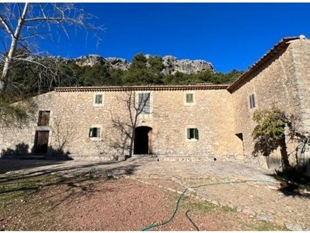 Casa en venta en Escorca
