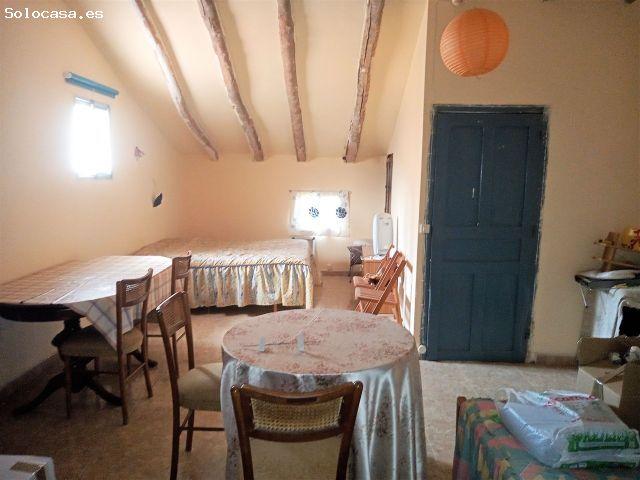 Casa en venta en Allueva, Aragón