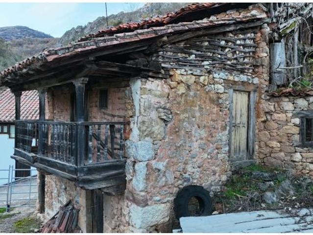 Casa en venta en Quirós, Asturias