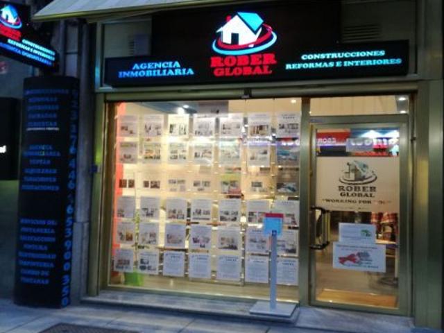 Casa en venta en Torrelobatón
