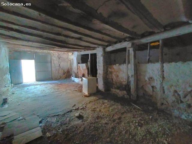 Casa en venta en Allueva, Aragón