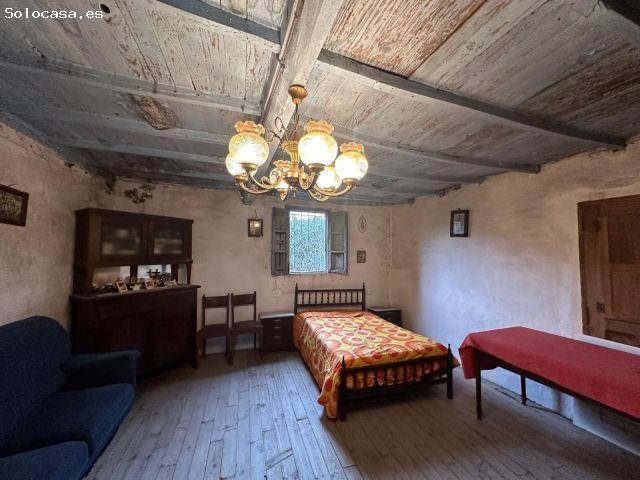Casa en venta en Ourense, Galicia
