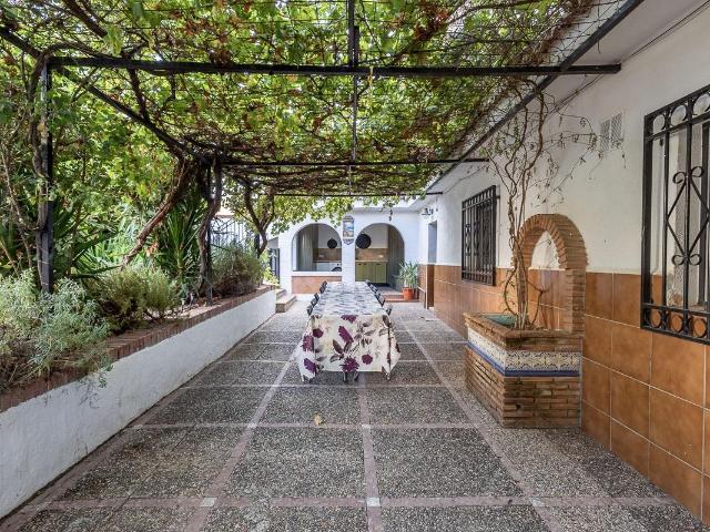 Casa en venta en Cacín, Granada