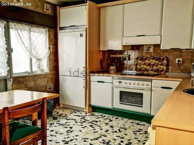 Casa en venta en Torrelobatón, Castilla y León