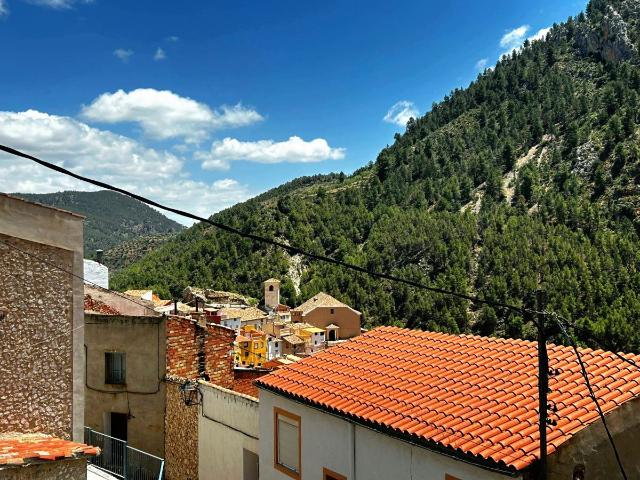 Casa en venta en Bogarra, Castilla-La Mancha