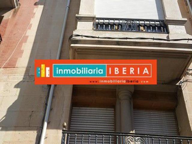 Casa en venta en Cenicero, La Rioja