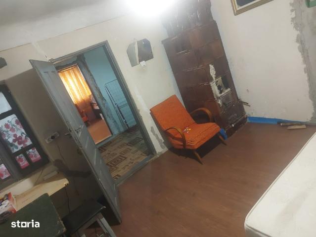 Casă vânzări