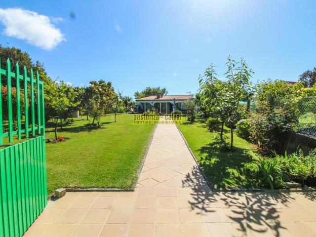 Casa en venta en Coiro, O Morrazo