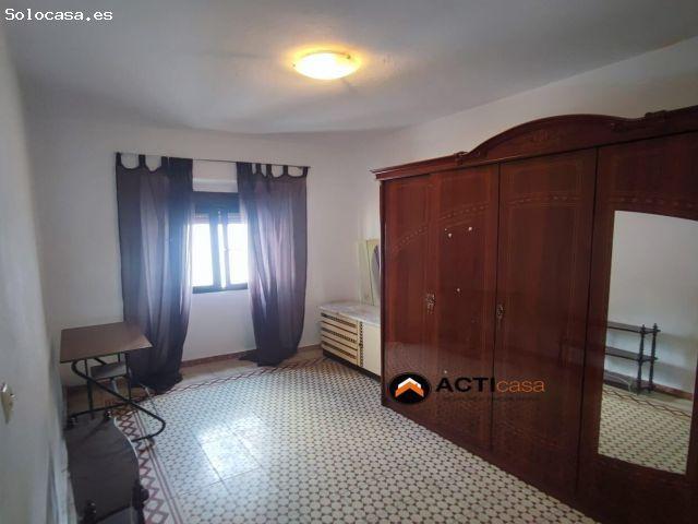 Casa en venta en Santiago, Cáceres