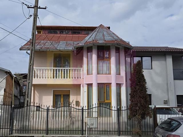 Casă vânzări