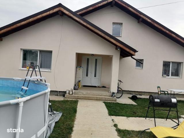 Casă vânzări în Darza