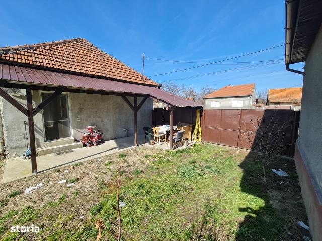Casă vânzări