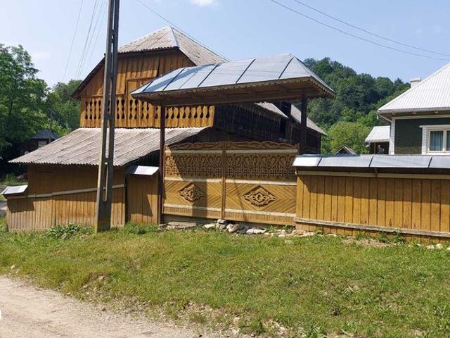 Casă vânzări în Tazlau