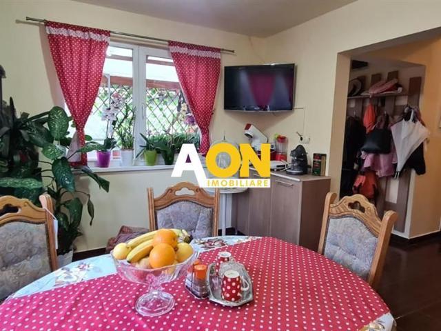 Casă vânzări