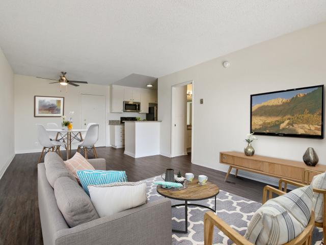 Apartment for rent in Canoga Park, California