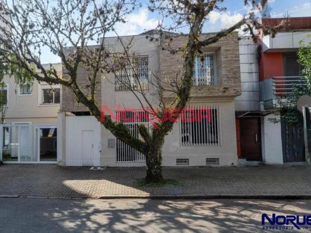 Casa venda em Centro, Curitiba