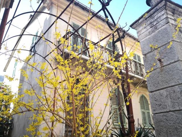 Villa Indipendente in vendita a Borzonasca, Liguria