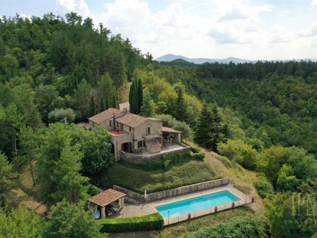 Casa in vendita a Pietralunga, Umbria