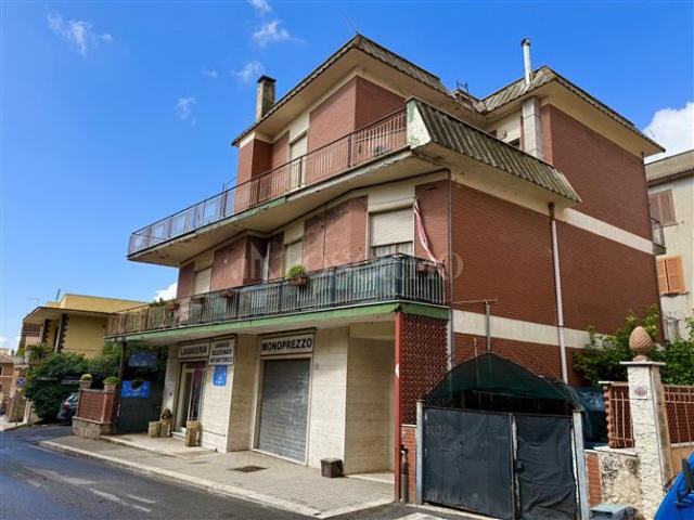 Attico in vendita a Vigna della Casa, Roma Capitale