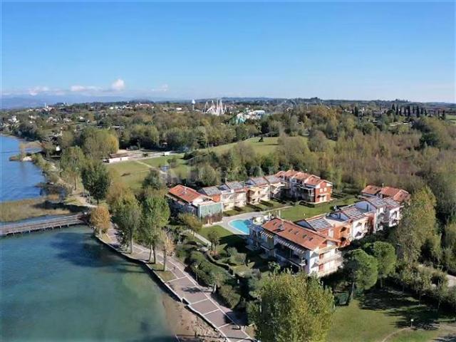 Casa in vendita a Peschiera Del Garda, Veneto