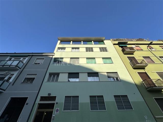Casa in vendita a Municipio 6, Milano