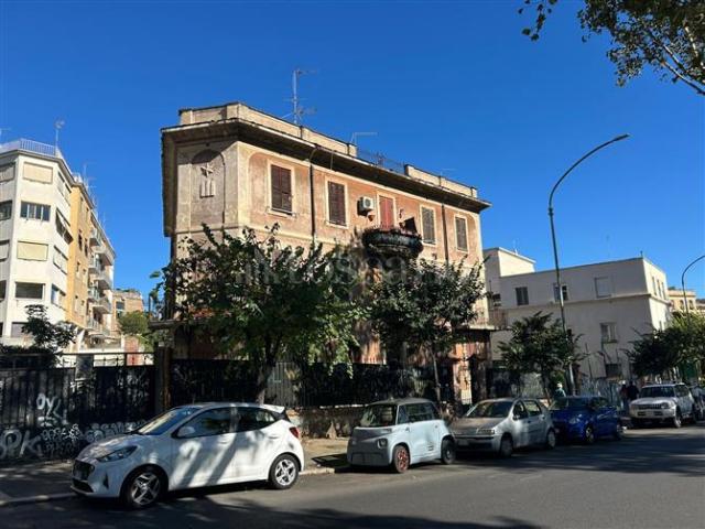 Casa in vendita a Municipio Roma XII, Roma Capitale