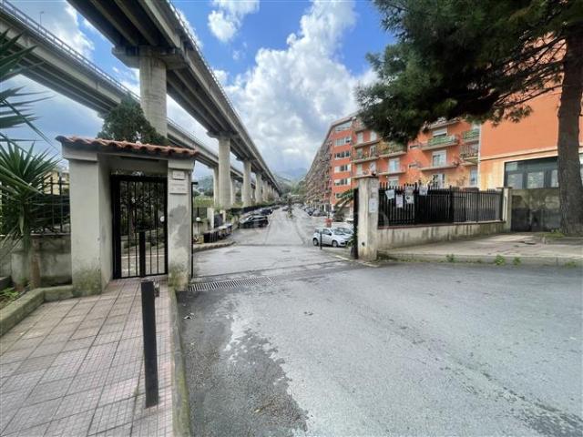 Casa in vendita a San Filippo Inferiore, Messina