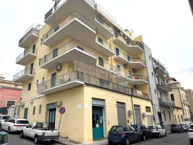 Casa in vendita a Borgo-Sanzio, Catania
