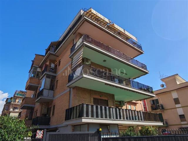Casa in vendita a Municipio Roma XIV, Roma Capitale