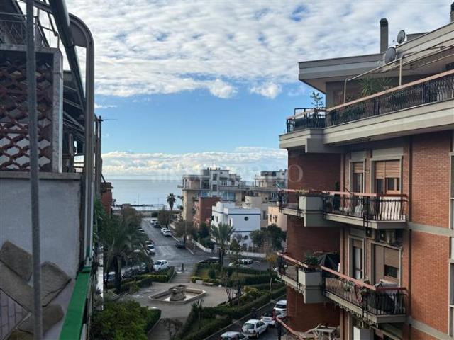 Casa in vendita a Lido di Ostia, Roma Capitale