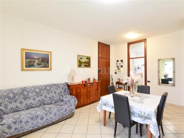 Casa in vendita a Cantù, Lombardia